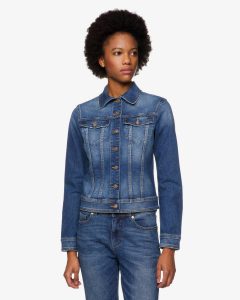 Benetto Jacke aus stretchigem Denim