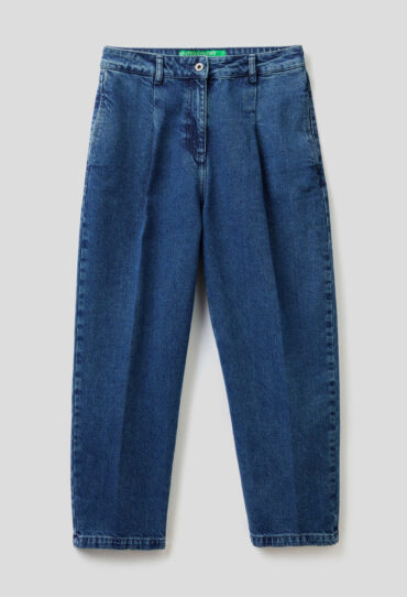 Slouchy-Jeans aus 100% Baumwolle