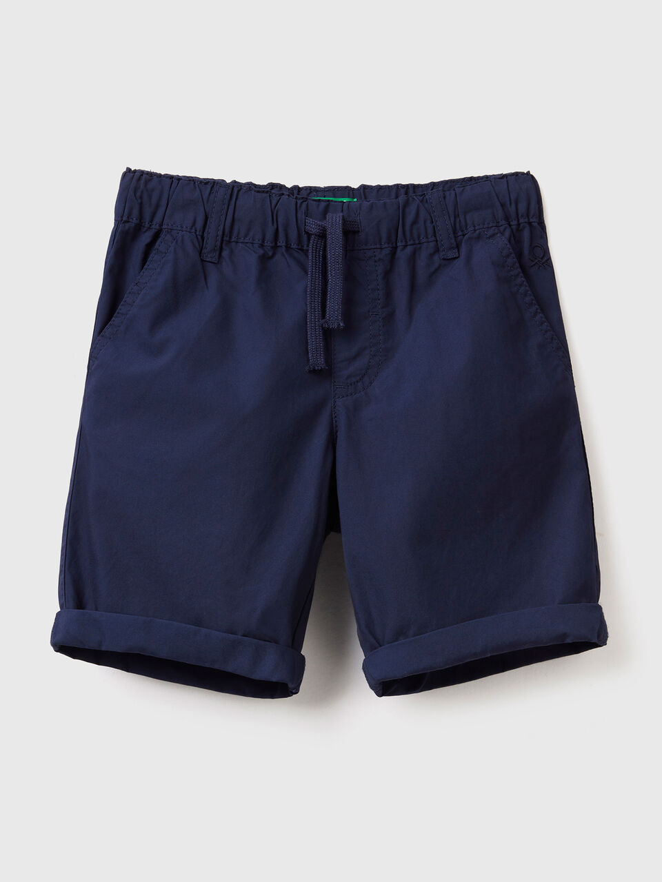 Shorts in 100% Baumwolle mit Tunnelzug