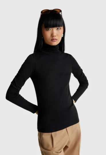 Langarm-T-Shirt mit hohem Halsausschnitt