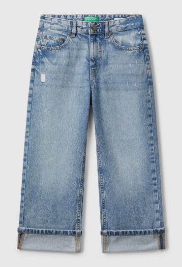 Gerade Jeans mit Umschlag