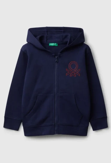 Hoodie mit Stickerei