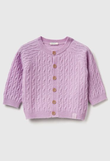 Strickjacke mit Zopfmuster