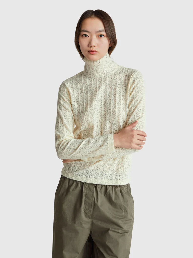 Slim Fit Spitzenbluse