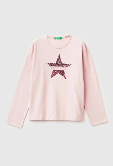 Warmes Baumwoll-T-Shirt mit Pailletten