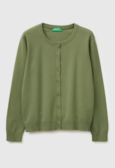 Olivgrüne Strickjacke aus Trikotbaumwolle