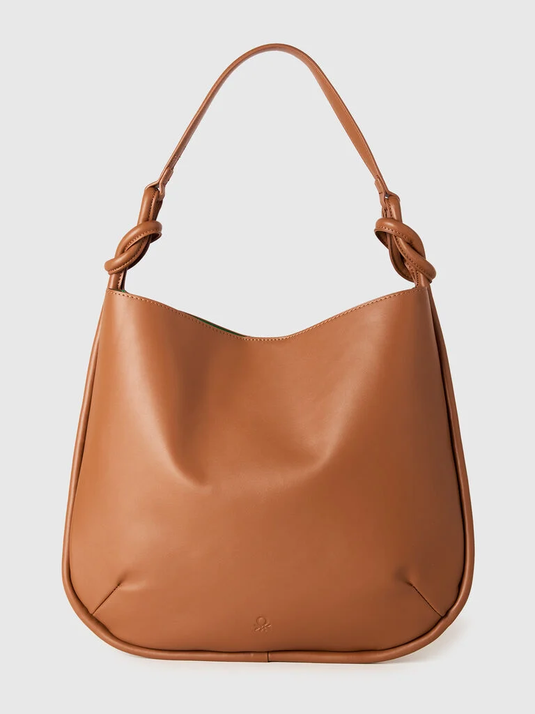 Maxi-Hobo-Tasche in Lederfarbe
