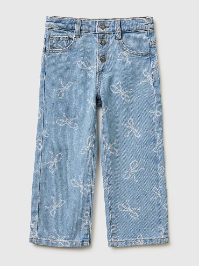 Schmal geschnittene Jeans mit Schleifenmuster