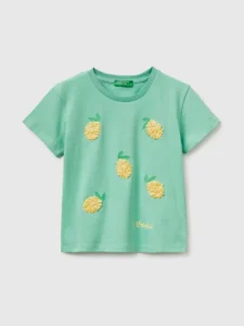 T-Shirt mit Aufdruck und Stickerei