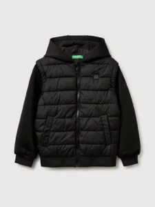 Jacke mit abnehmbaren Ärmeln