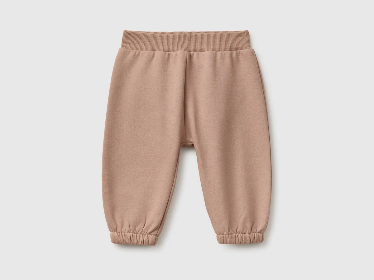 Jogginghose mit Tiermotiv auf der Rückseite