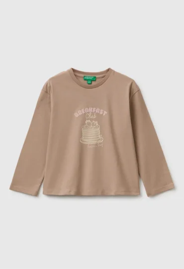 T-Shirt aus 100% Bio-Baumwolle mit Aufdruck