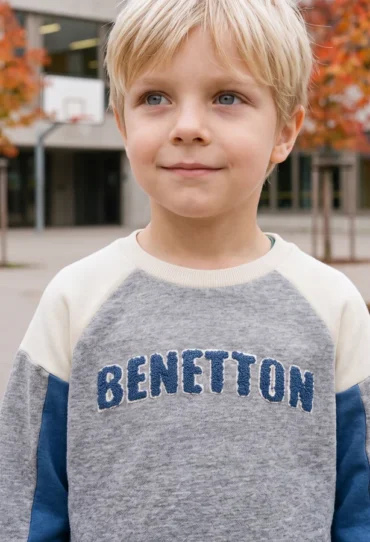 Sweatshirt mit geschlossenem Farbblock