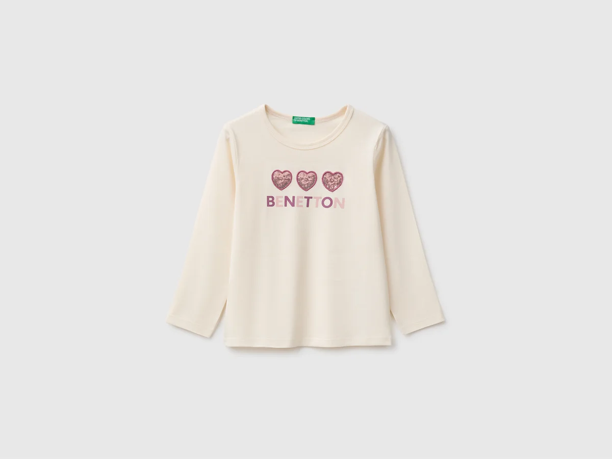 T-Shirt mit Aufdruck und Pailletten