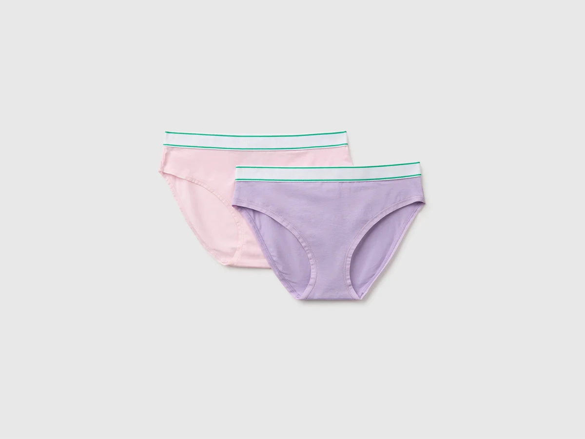 Zwei Slips mit Logo-Gummizug
